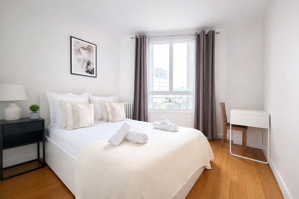 Hotel Splendide 3 Pieces A Issy-Les-Moulineaux