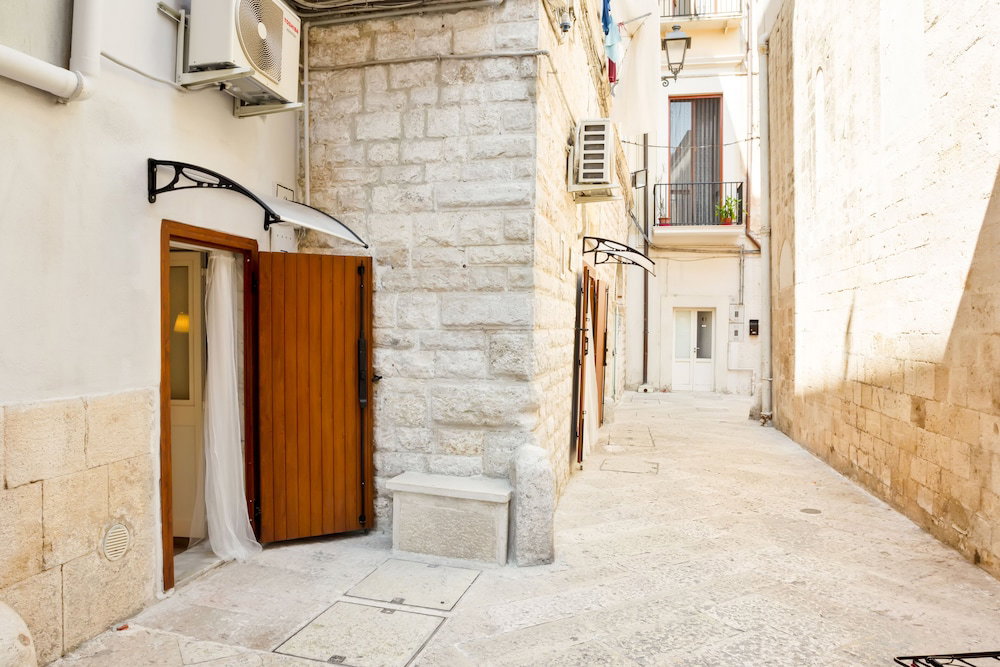 San Nicola Clemente Private Room