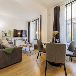 Hotel Beautiful Apartment At Gare De L'est Republique cazare Saint-Vincent-de-Paul