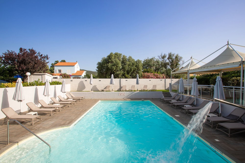 Hotel Uricordu And Spa