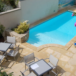 Hotel Logis Hôtel Au Tambour cazare Reims