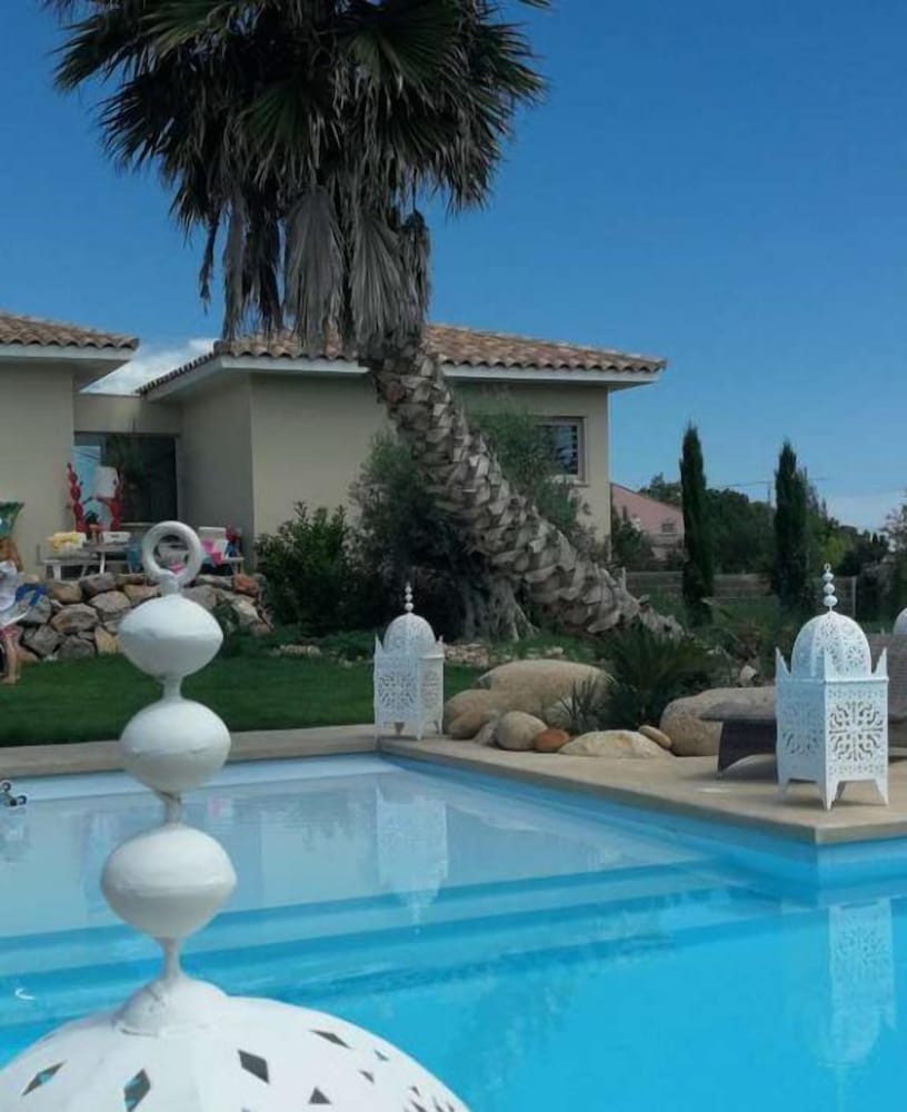 Hotel Escapades Lointaines Chambres D'hôtes B&B
