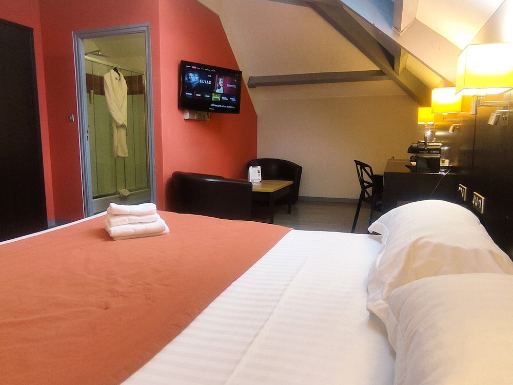 Hotel Contact Hotel B&G