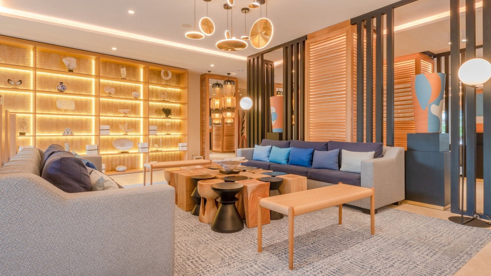 Holiday Inn Nice-Port St Laurent By Ihg