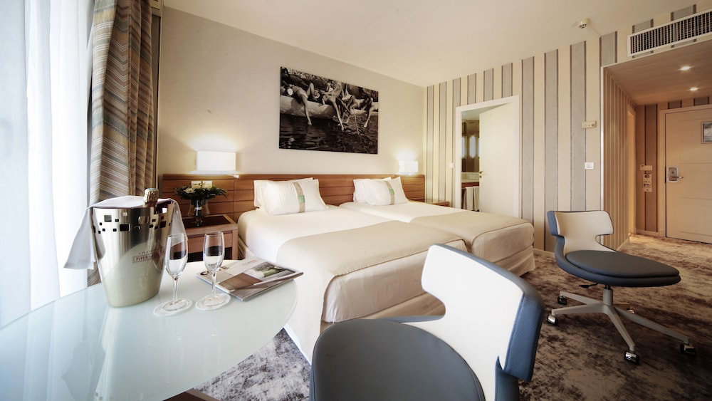 Holiday Inn Nice-Port St Laurent By Ihg