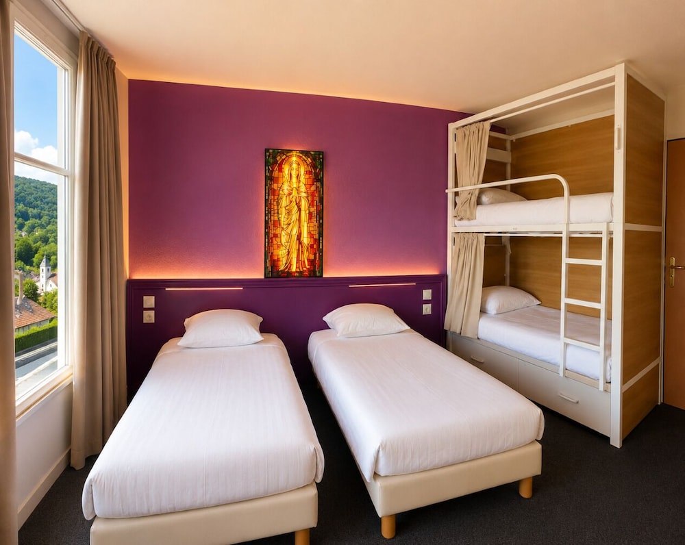 Hotel Domus Hostel L'etoile