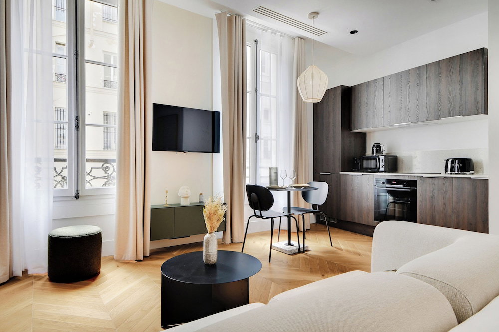 Hotel B48 Paris Haussmann