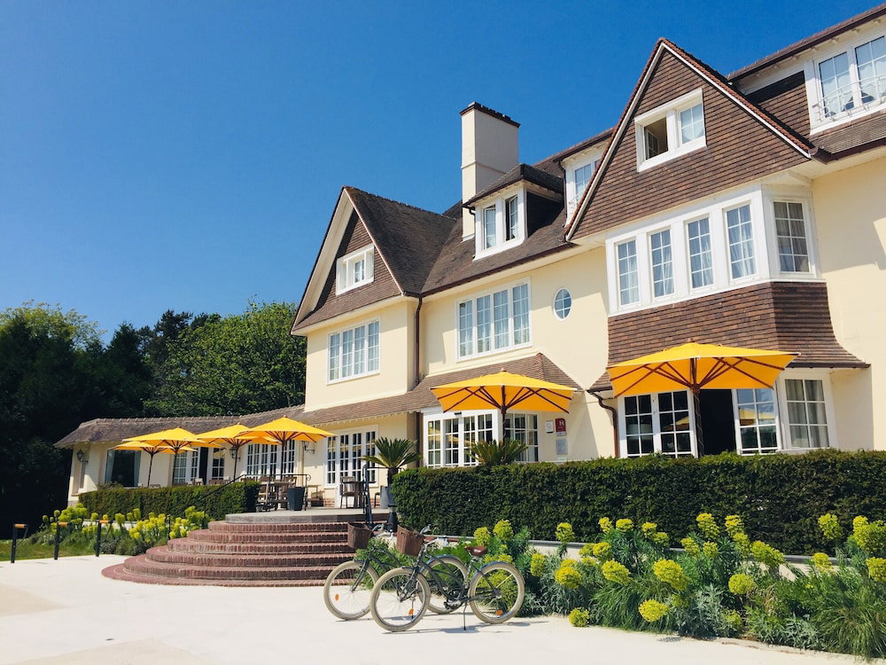 Hotel Le Manoir Hotel