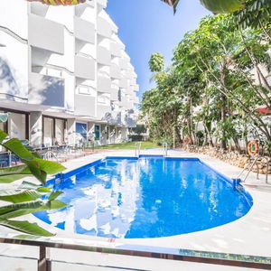 Hotel Aluasun Lago Rojo - Adults Only (Torremolinos) cazare Torremolinos