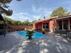 Hotel Charming Villa For 6 In Agde cazare Agde