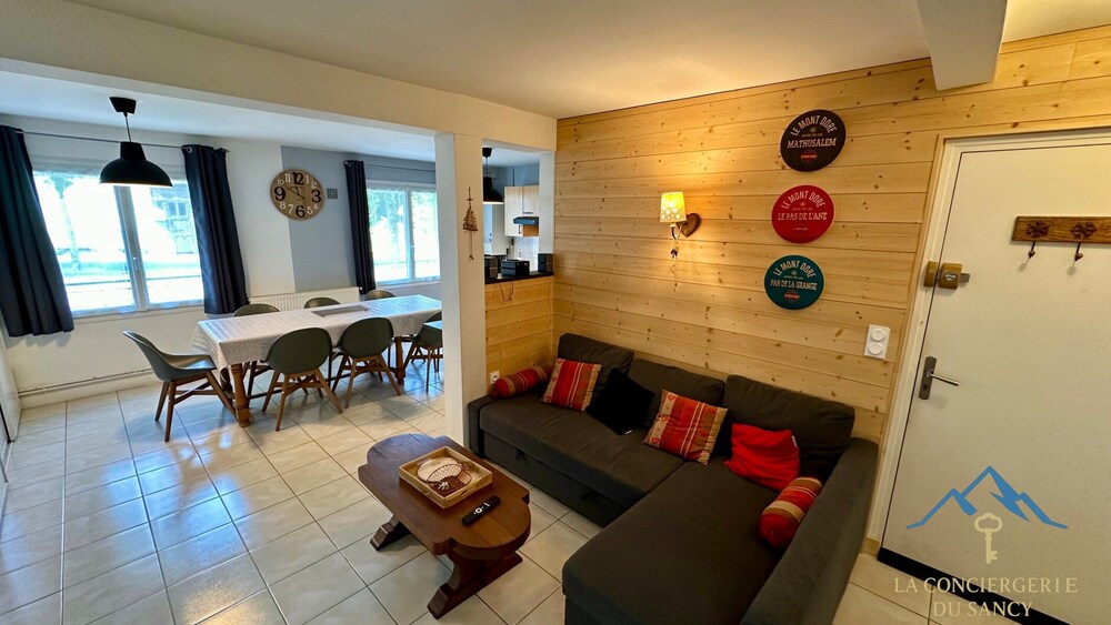 Hotel Auvergne Village Escape For 8