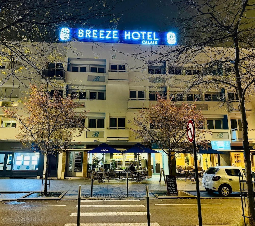 Hotel Breeze Hotel