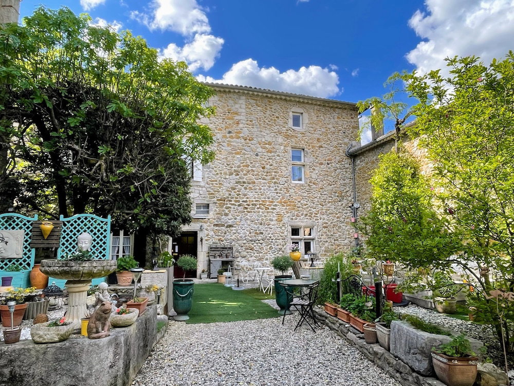Hotel Hotel Le Manoir Du Raveyron