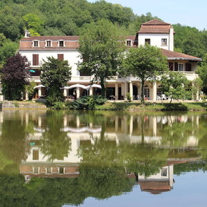 Hotel L'etang Des Reynats cazare Chancelade