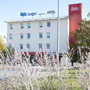 Hotel Ibis Budget Montauban Les Chaumes cazare Montauban-de-Bretagne
