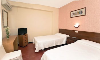 Hostal Tropical