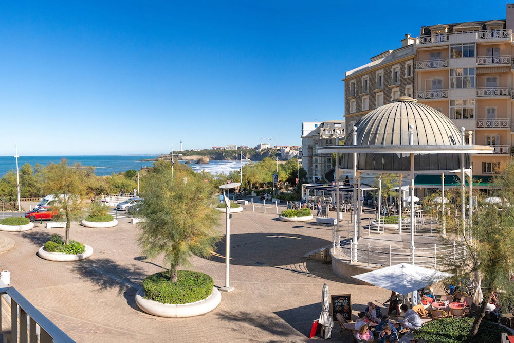 Hotel Hôtel De L'océan Et Restaurant - Coeur De Ville