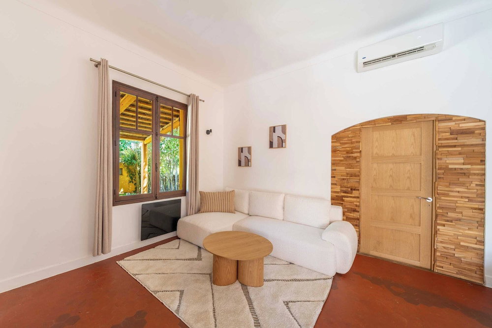 Hotel A/C With Garden, 4Bdr/Sleeps 7 - Saint-Tropez