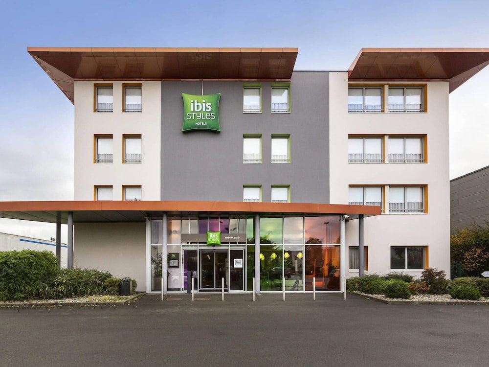 Hotel Ibis Styles Bethune Bruay