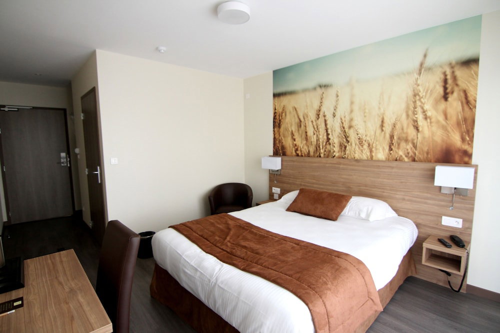 Hotel Logis Hôtel - La Chambre D'amiens