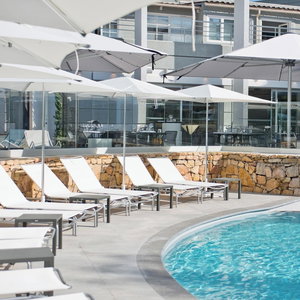 Hotel Golden Tulip Sophia Antipolis - Hotel & Spa cazare Valbonne
