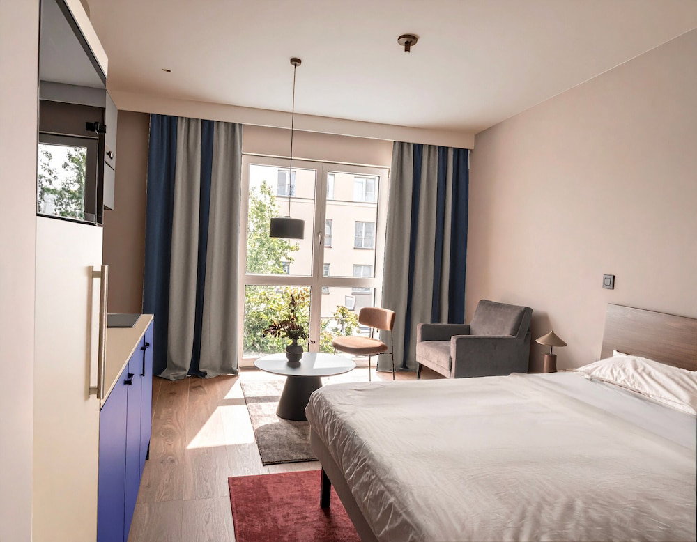 Hotel Harvey Chartres — Résidence Lifestyle 4★, Restaurant, Bien-Être, Sport & Déconnexion