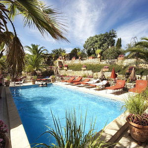 Hotel Hotel La Bastide De Valbonne cazare Valbonne