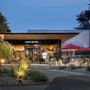 Hotel Novotel Rennes Alma cazare Saint-Jacques-de-la-Lande