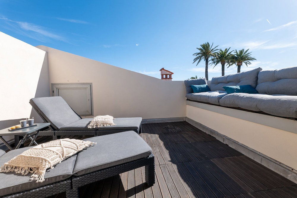Hotel Top Floor, Nest In Mandara Beach - Cote D'azur