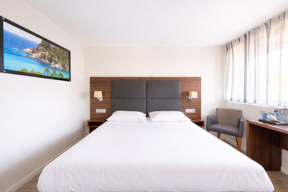 Hotel Kyriad Bordeaux - Mérignac Aéroport