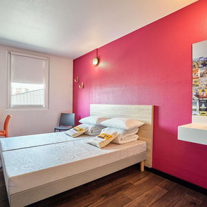 Hotel Hotelf1 Antibes Sophia Antipolis cazare Vallauris