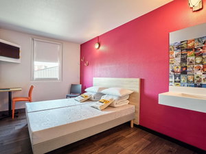 Hotel Hotelf1 Antibes Sophia Antipolis cazare Vallauris