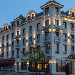 Hotel Hotel Jehan De Beauce cazare Chartres-de-Bretagne