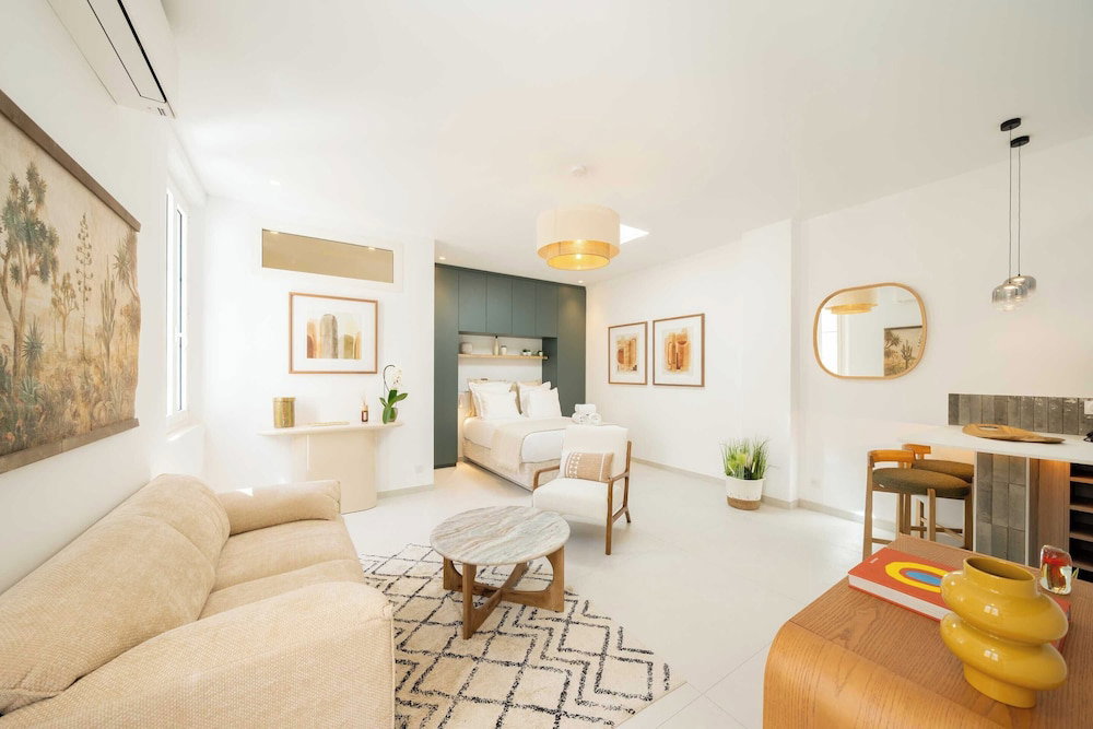 Hotel Spacious 2P Studio - Centre Of Saint-Tropez