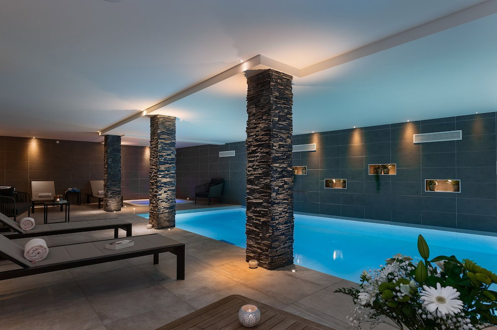 Hotel Annapurna By Alpine Resorts