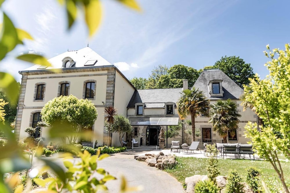 Hotel Manoir Des Indes, The Originals Relais
