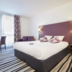 Sejur Hôtel Kyriad Saint Quentin En Yvelines - Montigny vacanta Montigny-le-Bretonneux