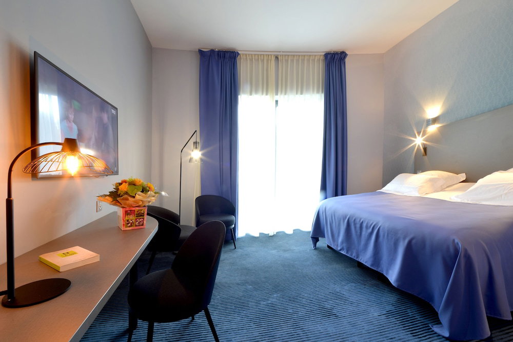 Hotel Hôtel Victor Hugo & Spa
