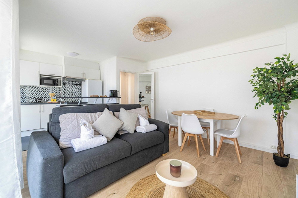 Hotel Charming Apartment Near The Beach Juan Les Pins