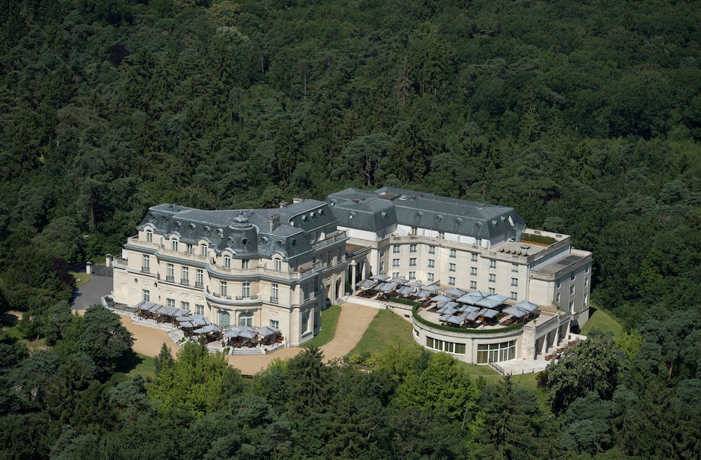 Hotel Intercontinental Chantilly Chateau Mont Royal By Ihg