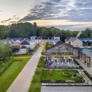 Hotel Le Grand Pavillon Chantilly cazare Vineuil-Saint-Firmin