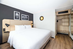 Hotel Campanile Nature - Bordeaux Lac cazare Bruges