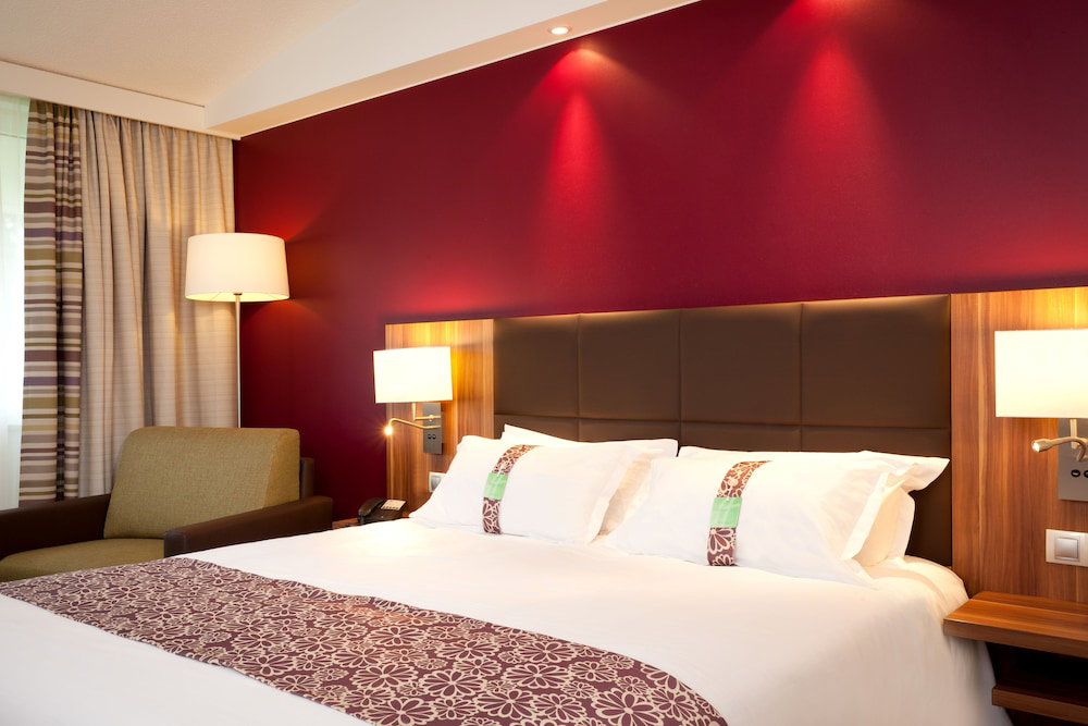 Holiday Inn Lille - Ouest Englos By Ihg