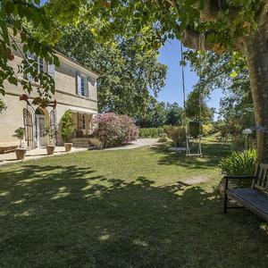 Hotel Mas De Capelou cazare Le Pontet