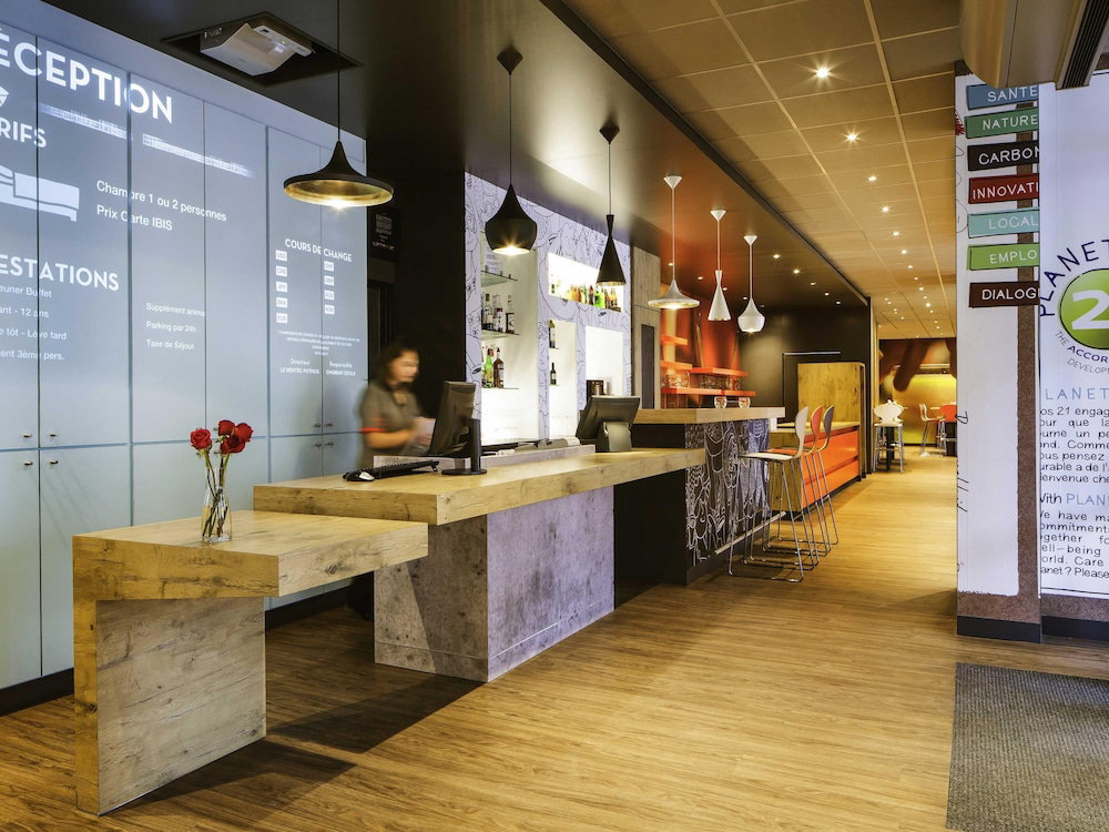 Hotel Ibis Versailles Château