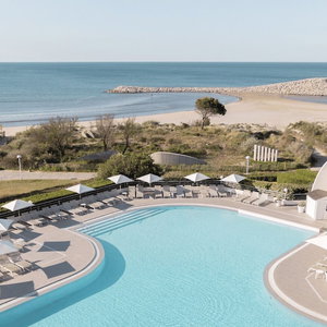 Hotel Hôtel Thalasso & Spa Les Corallines cazare La Grande-Motte