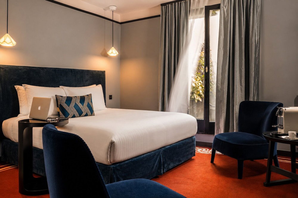 Hotel L'hôtel - Face Au Château - Boutique Hôtel Et Séminaires