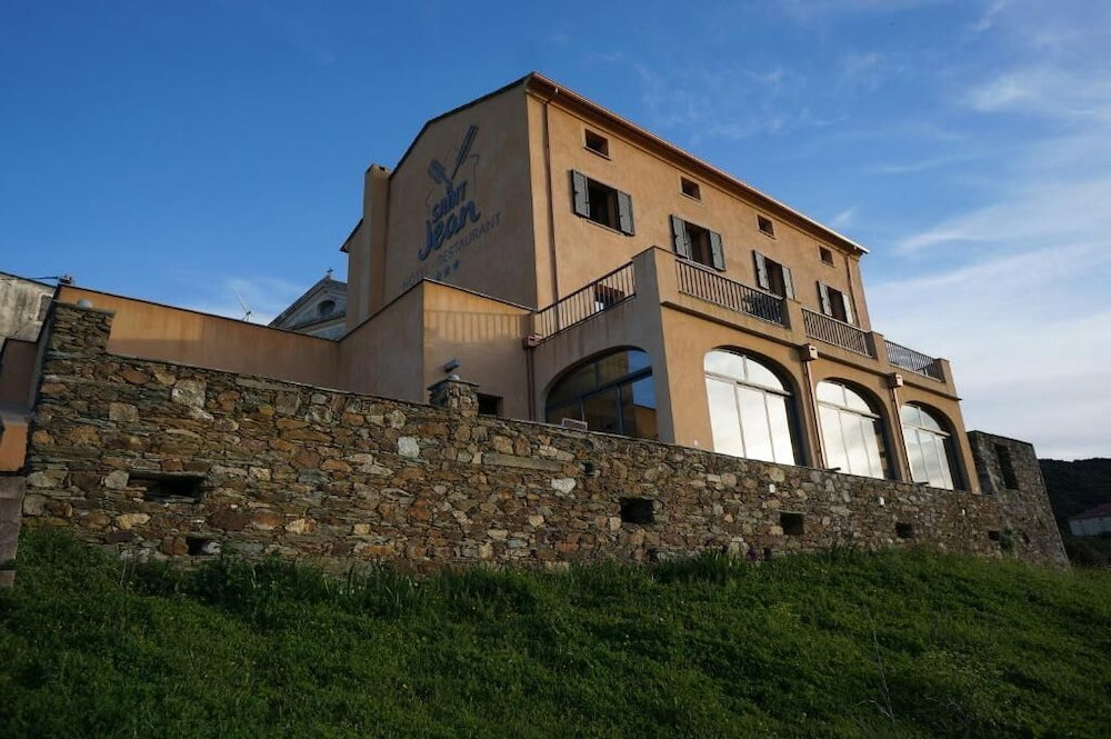 Hotel Hôtel Le Saint Jean