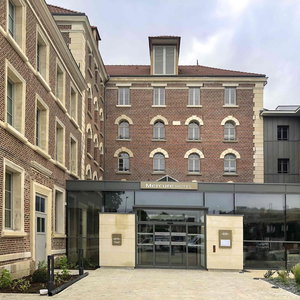 Hotel Hôtel Mercure Beauvais Centre Cathédrale cazare Beauvais-sur-Matha