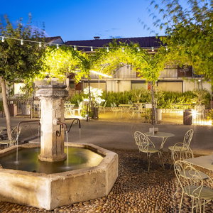 Hotel Terre De Provence Hôtel & Spa cazare Le Pontet